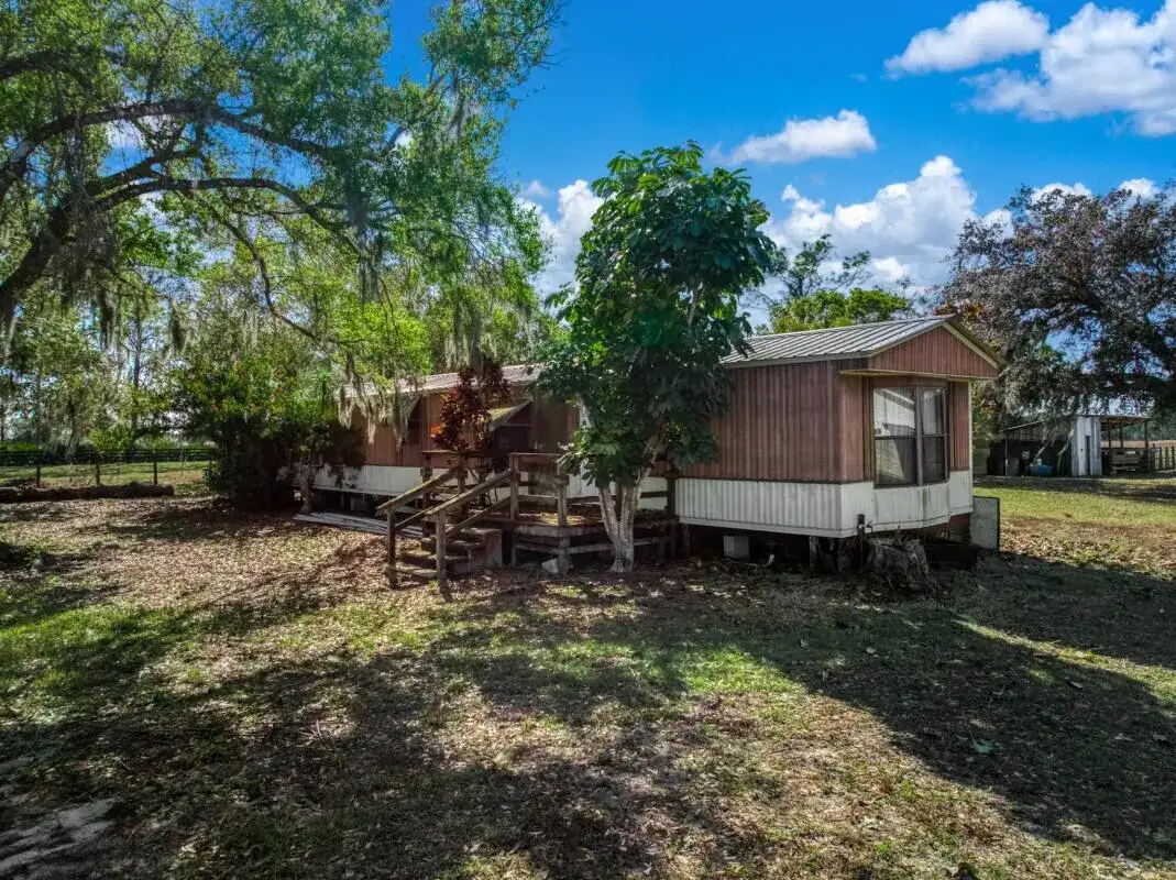948 S Riverdale Road, FL 33825 photo 5
