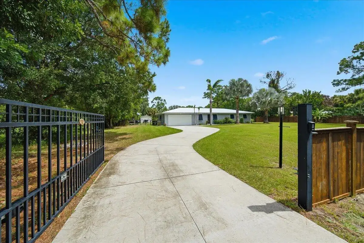 1740 Vally Road, Grant Valkaria FL 32950 photo 2