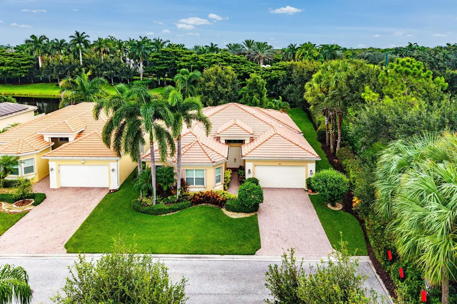 9041 GRAYSON Court, Boynton Beach FL 33473 photo 2
