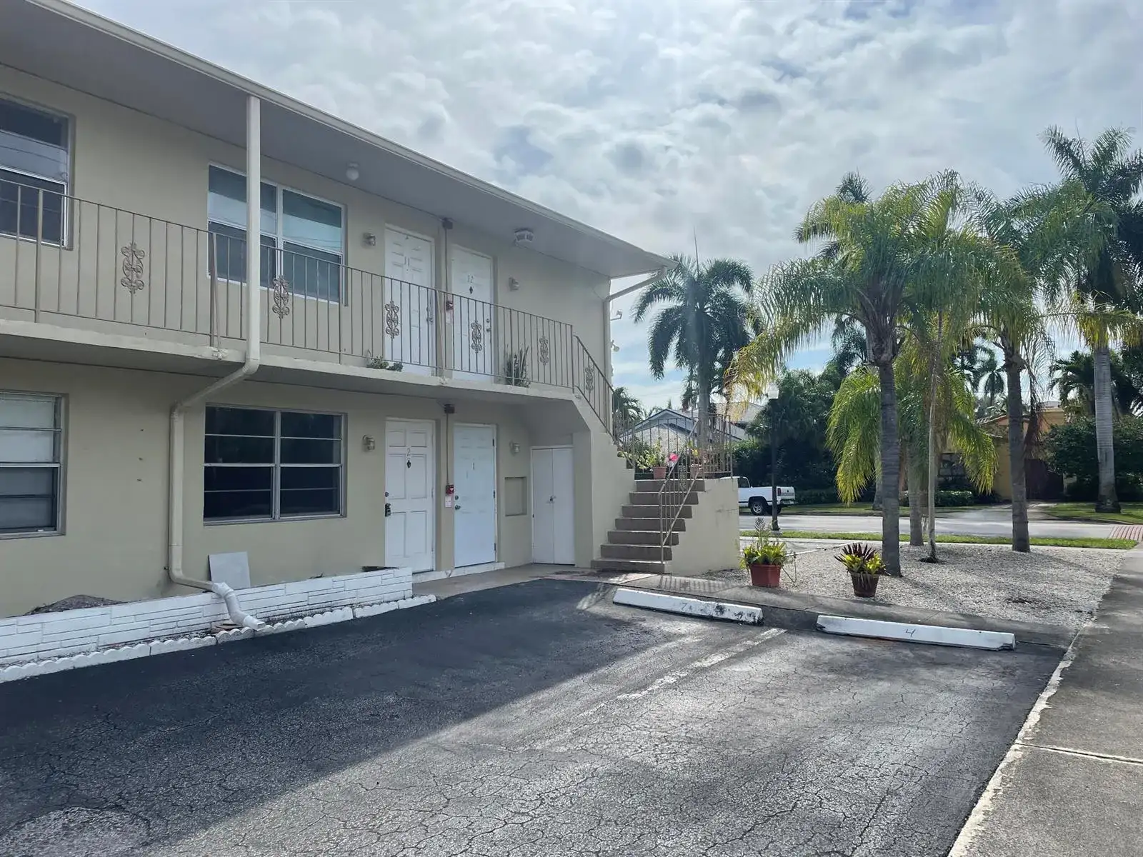 1555 TYLER Street # 01, Hollywood FL 33020 photo 4