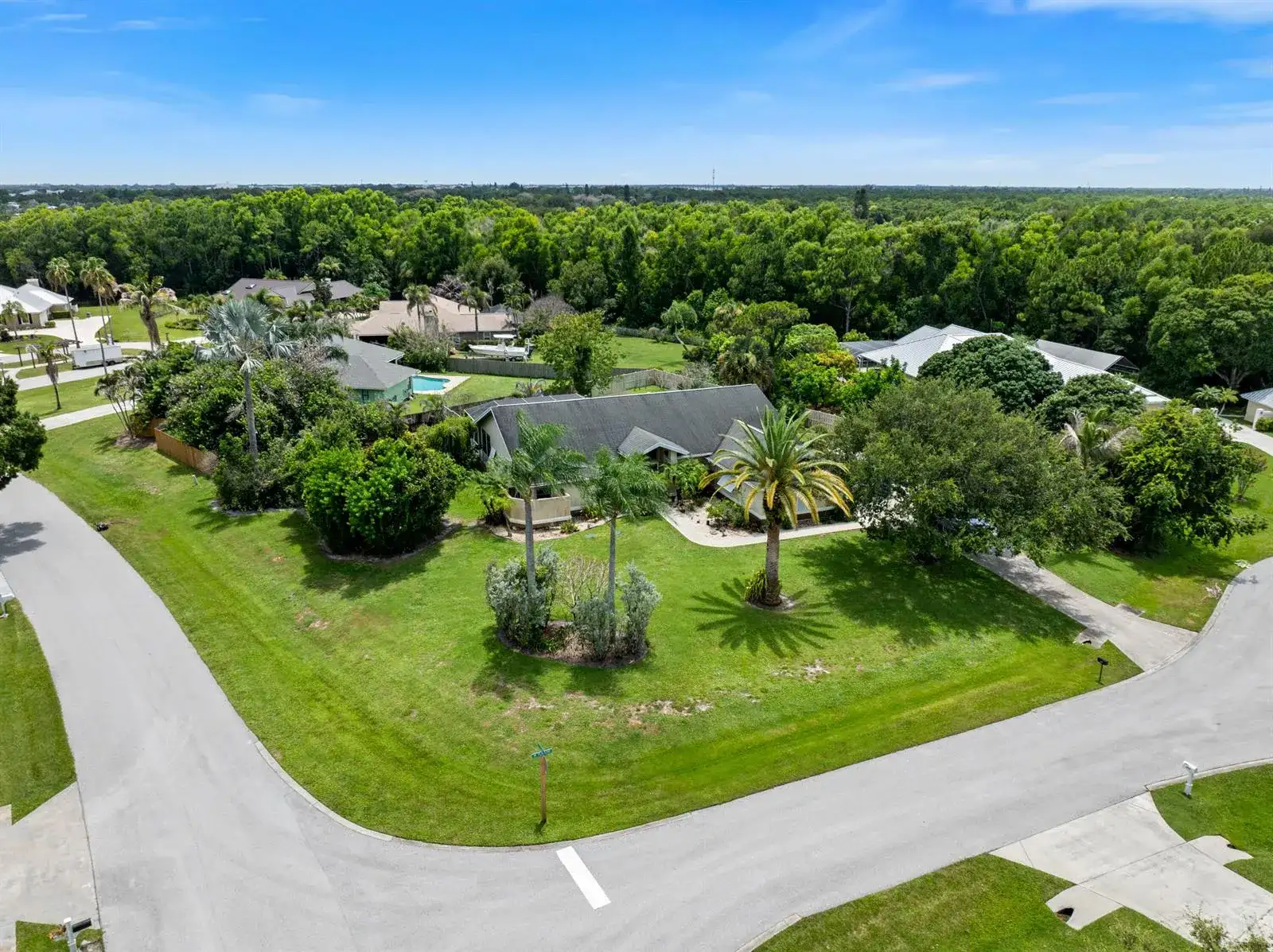 202 NE FLAX Terrace, Jensen Beach FL 34957 photo 3