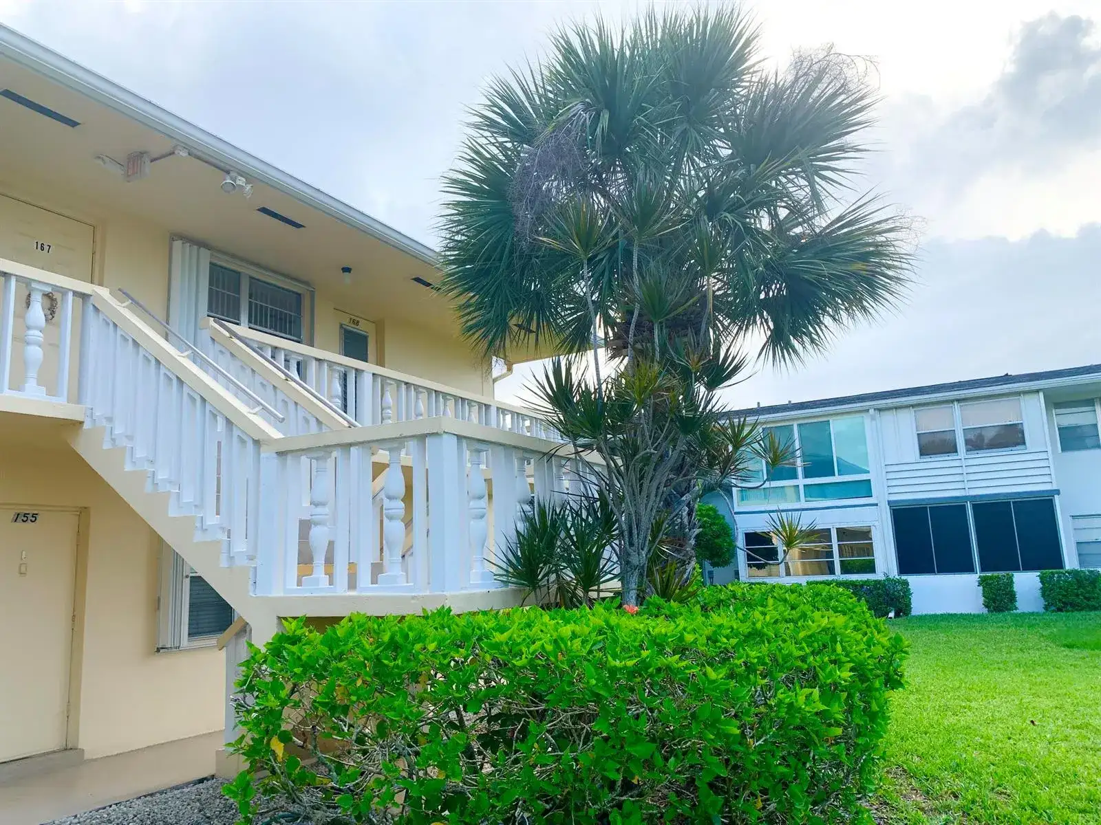 168 Waltham G, West Palm Beach FL 33417 photo 3