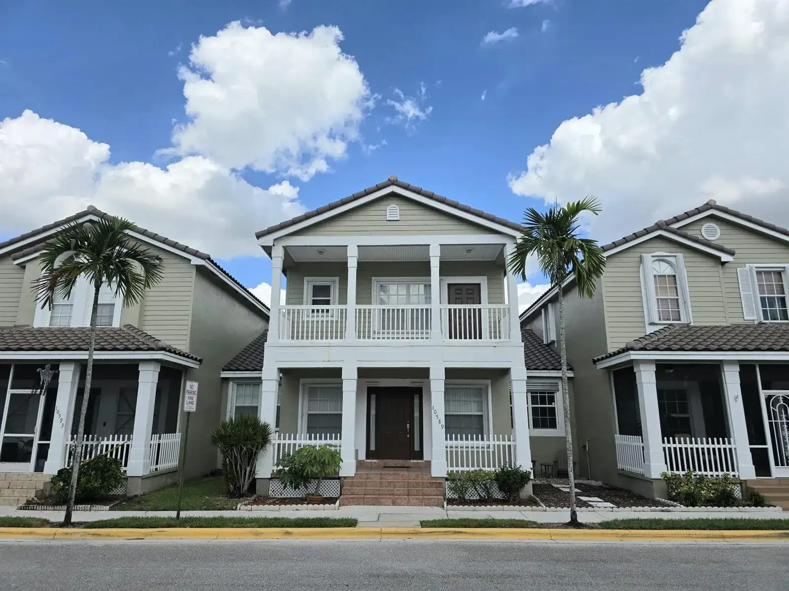 10589 NW 56th Place, Coral Springs FL 33076 photo 4