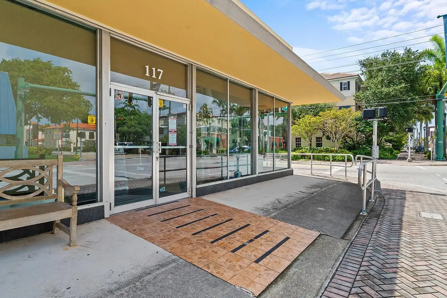 117 NE 5th Avenue, Delray Beach FL 33483 photo 2