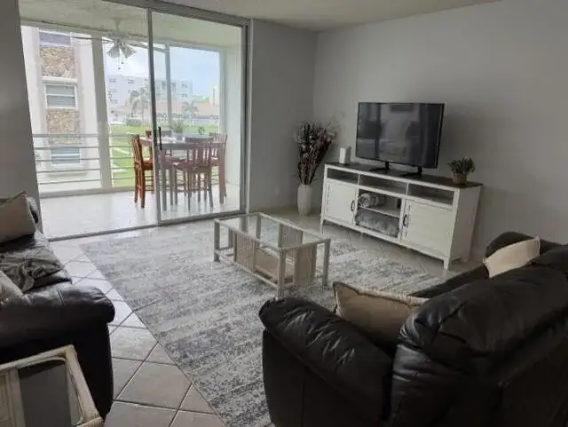 315 SE 11TH Terrace # 203, Dania Beach FL 33004 photo 3