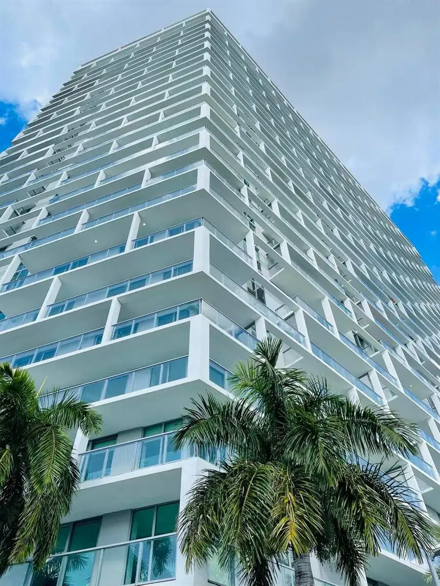 2000 METROPICA Way # 2607, Sunrise FL 33323 photo 2