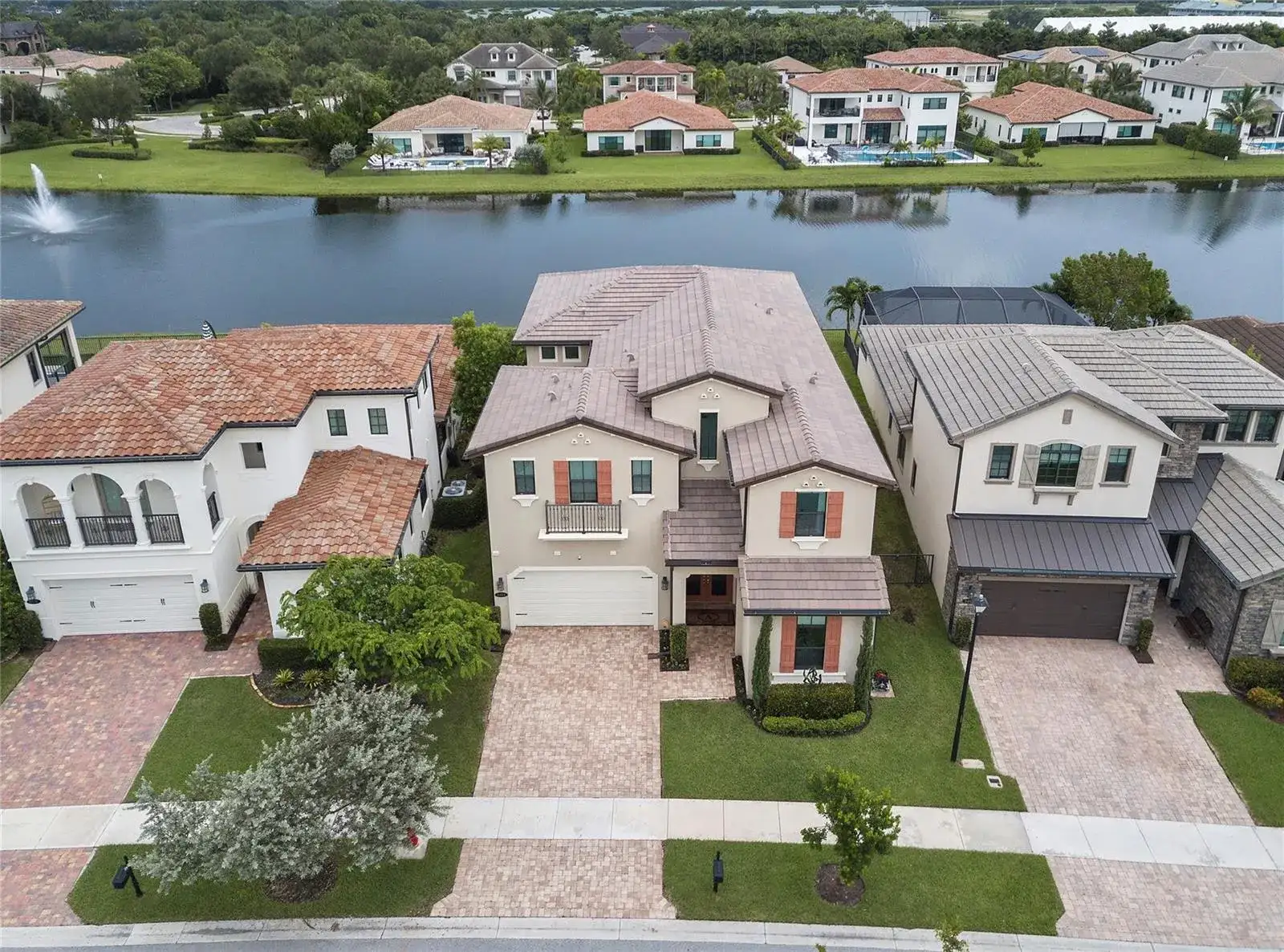 8484 GRAND PRIX Lane, Boynton Beach FL 33472 photo 5