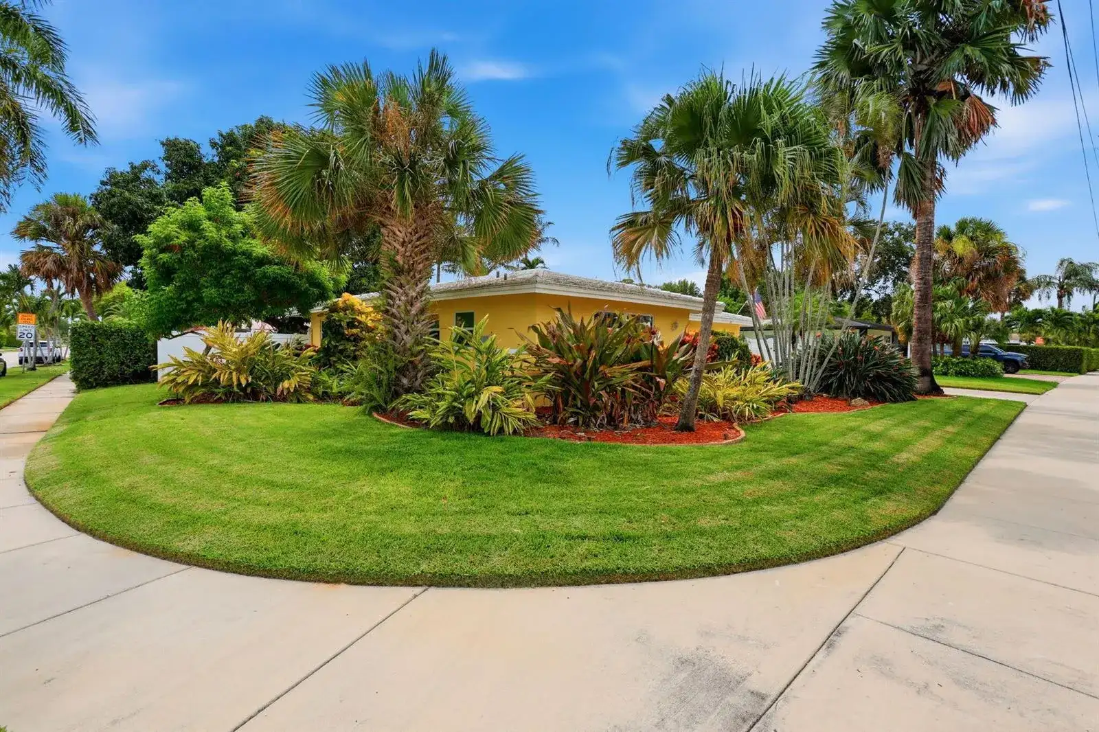 499 SW 12TH Avenue, Boca Raton FL 33486 photo 2