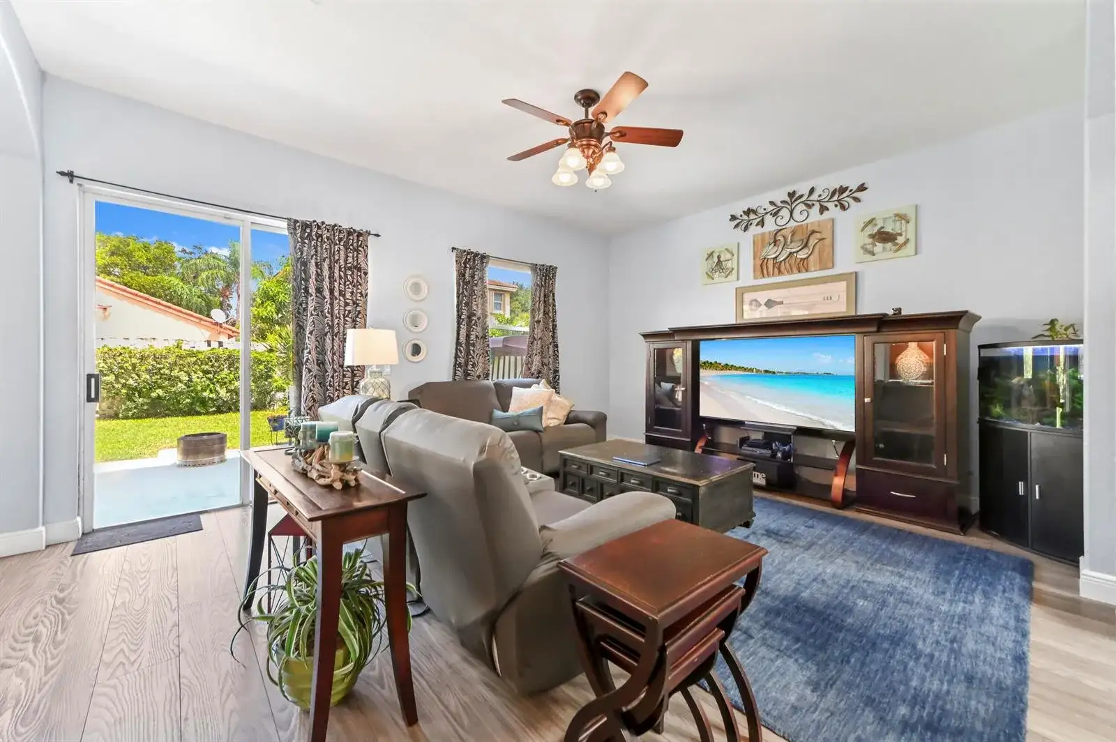 4442 ONEGA Circle, West Palm Beach FL 33409 photo 4
