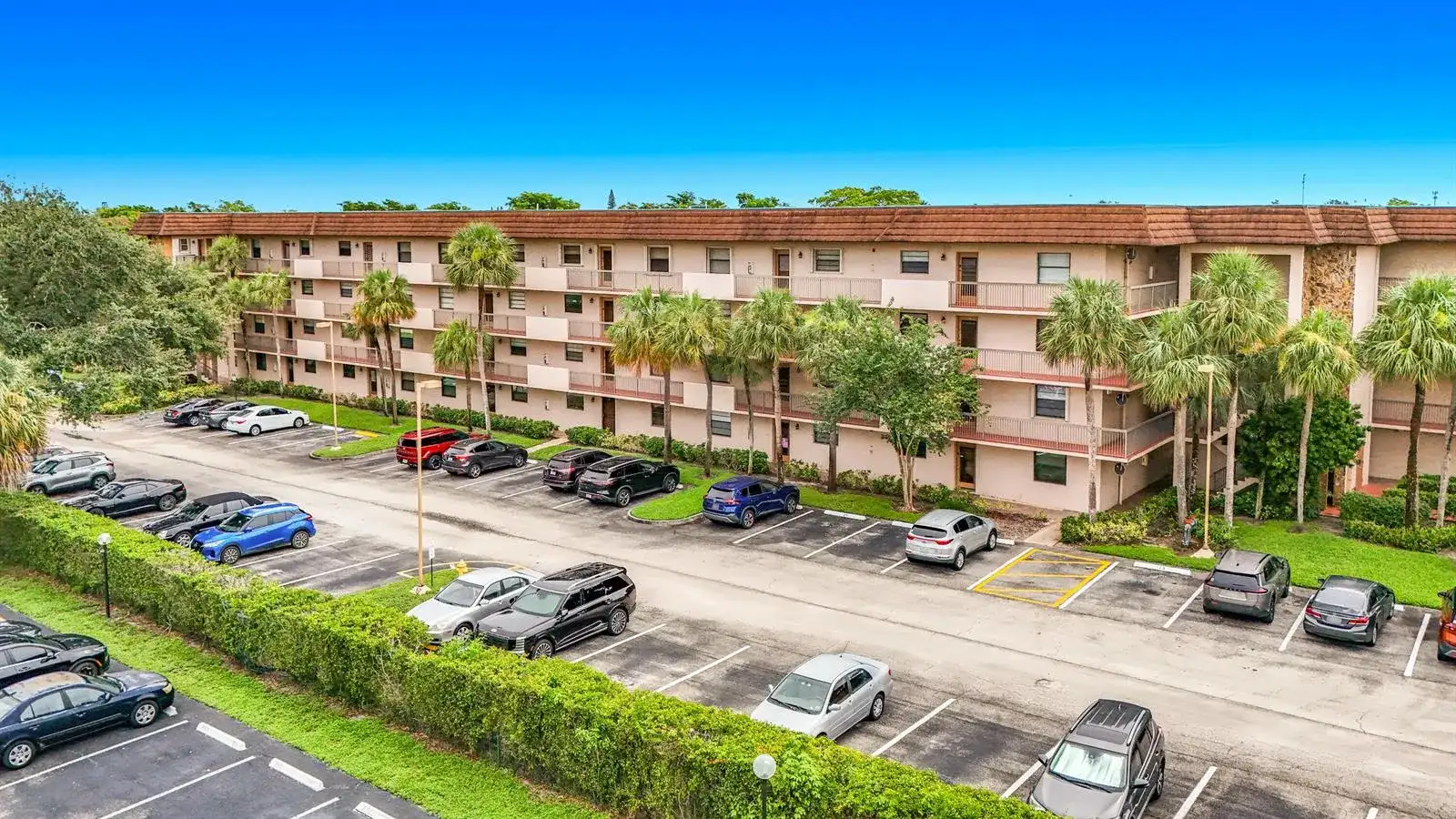 4970 E Sabal Palm Boulevard # 412, Tamarac FL 33319 photo 2