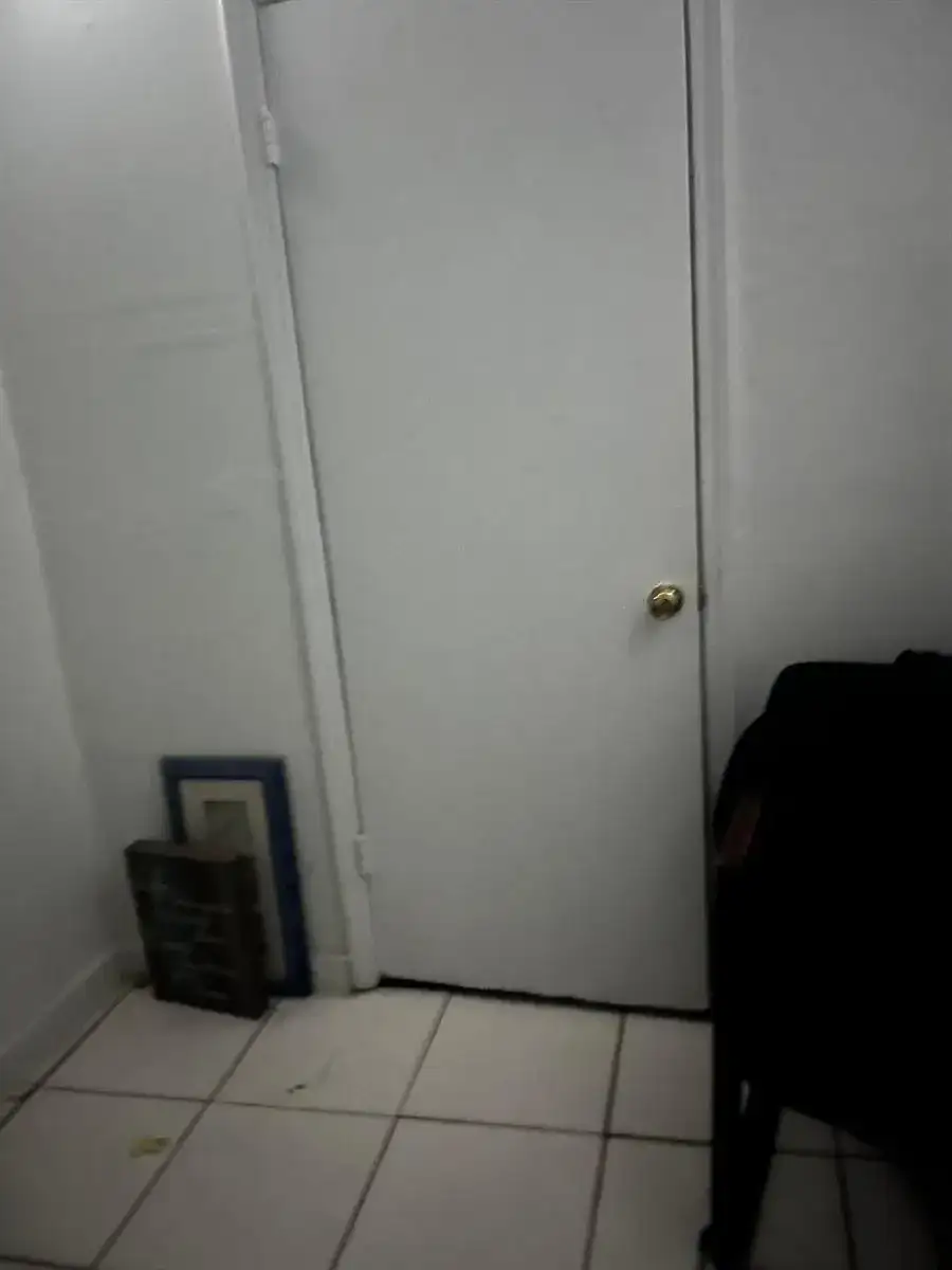 16200 NE 2ND Avenue, Miami FL 33162 photo 3