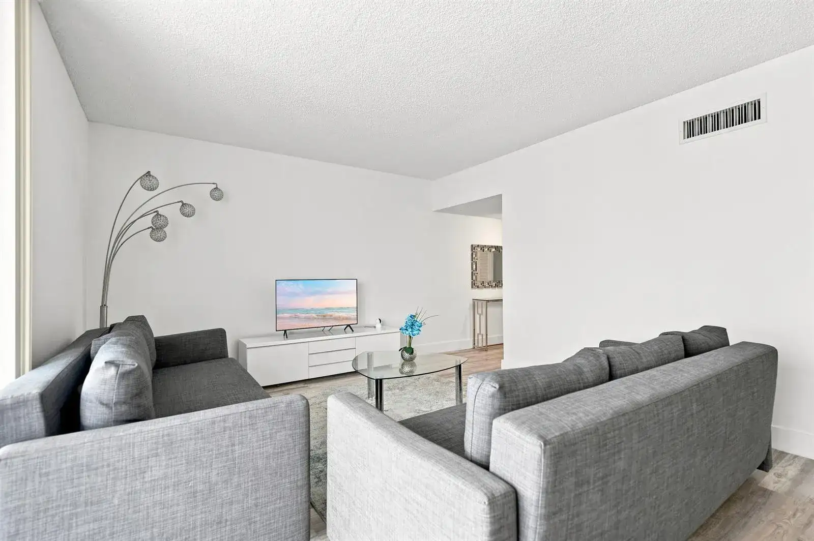 18181 NE 31ST Court, Aventura FL 33160 photo 5