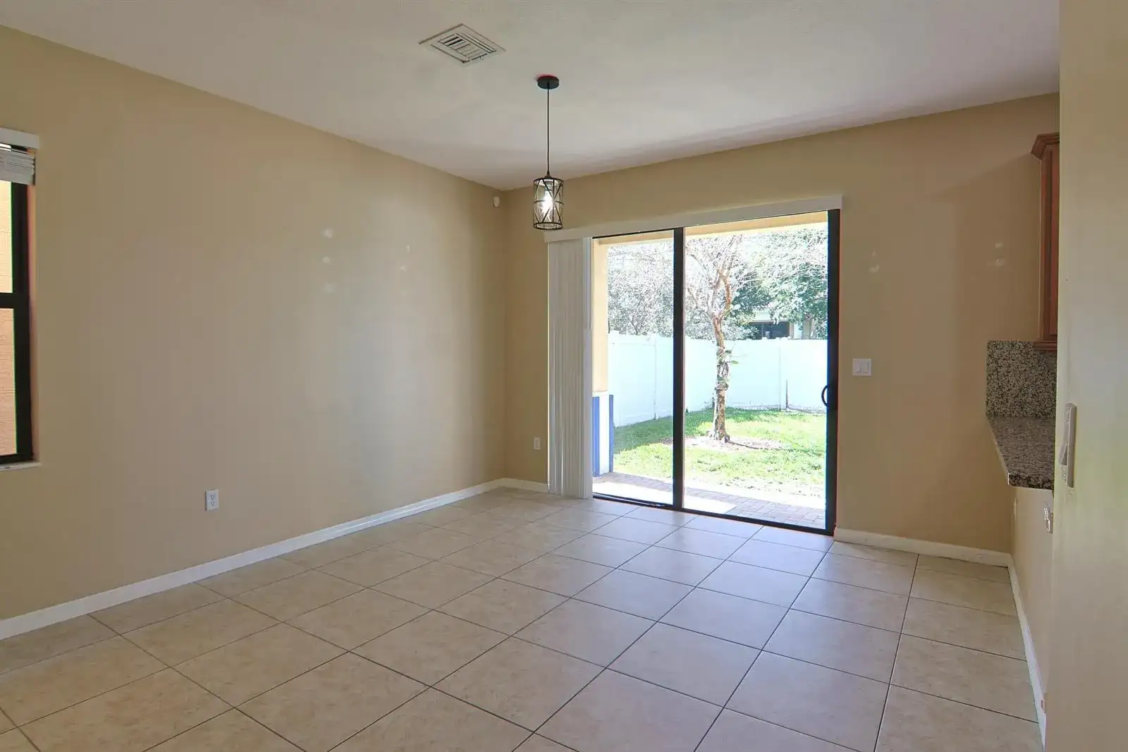 634 NE 193RD Terrace, Miami FL 33179 photo 5