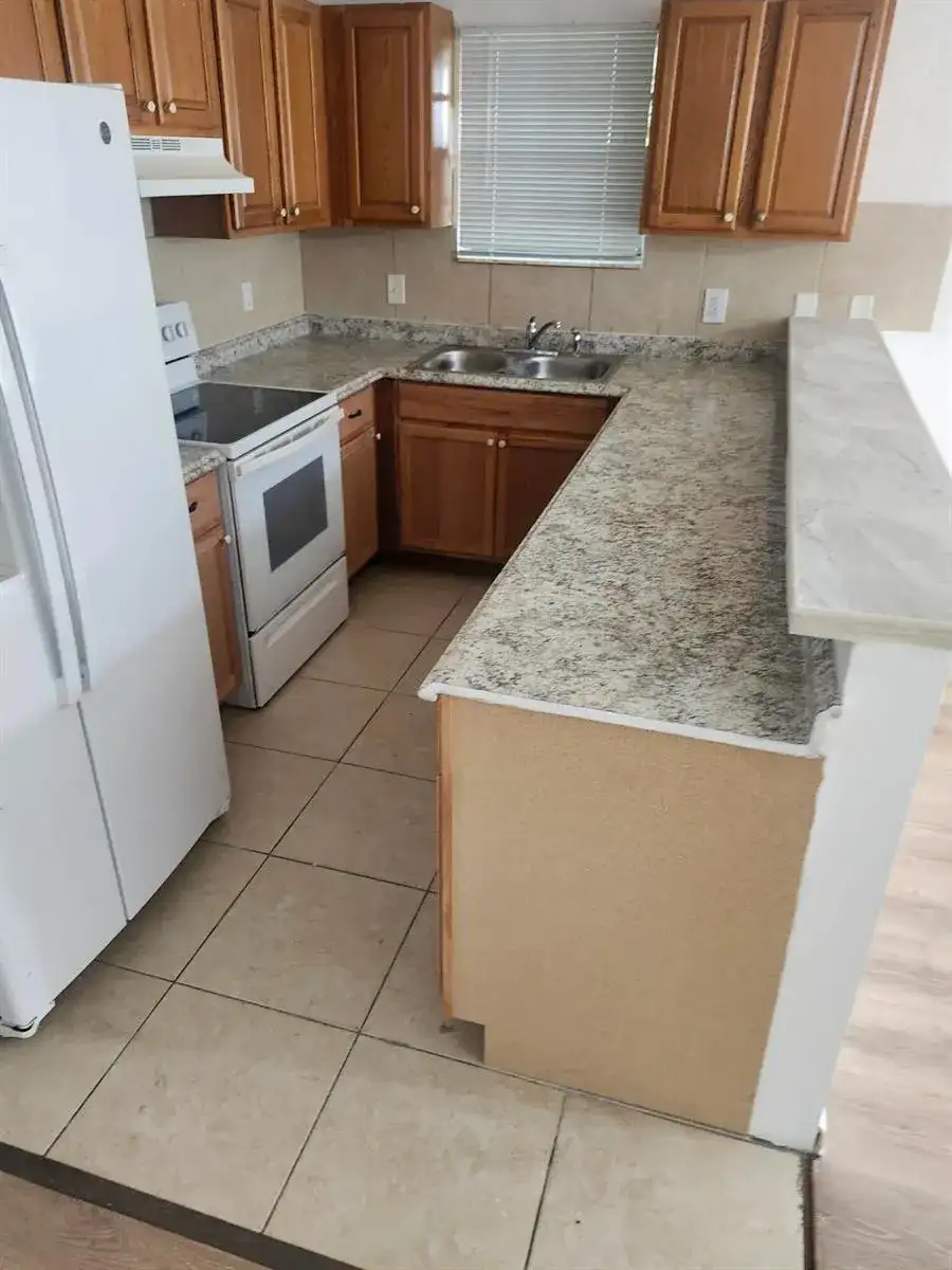 1669 W 27th Street # B, Riviera Beach FL 33404 photo 2