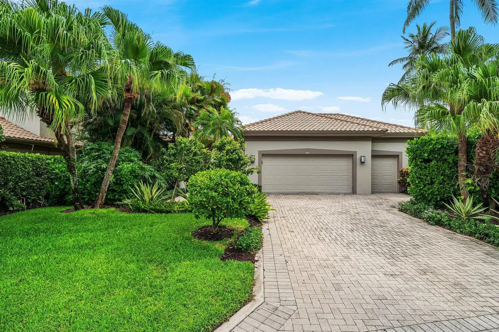 6054 NW 23RD Avenue, Boca Raton FL 33496 photo 2