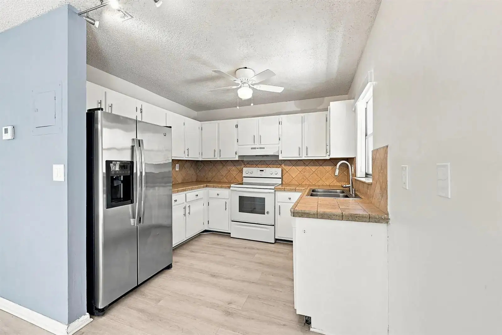 4408 NW 4TH Avenue, Deerfield Beach FL 33064 photo 5