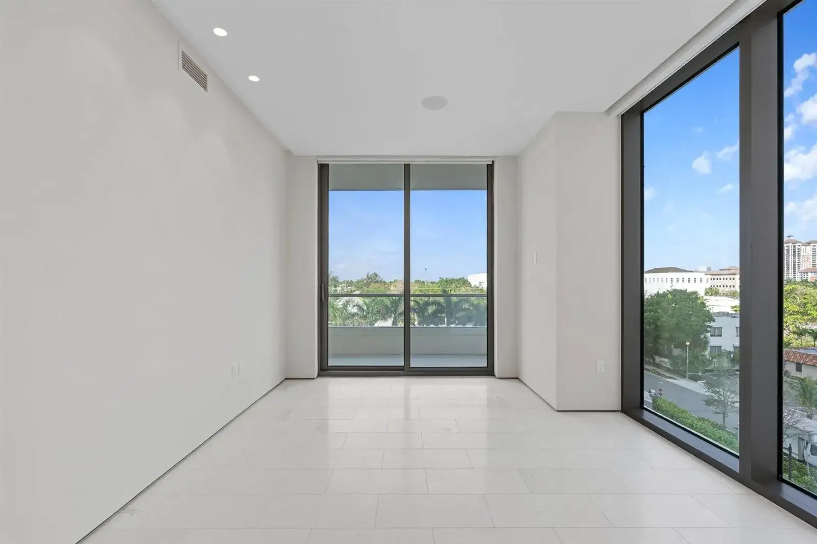 200 ARKONA Court # 401, West Palm Beach FL 33401 photo 3