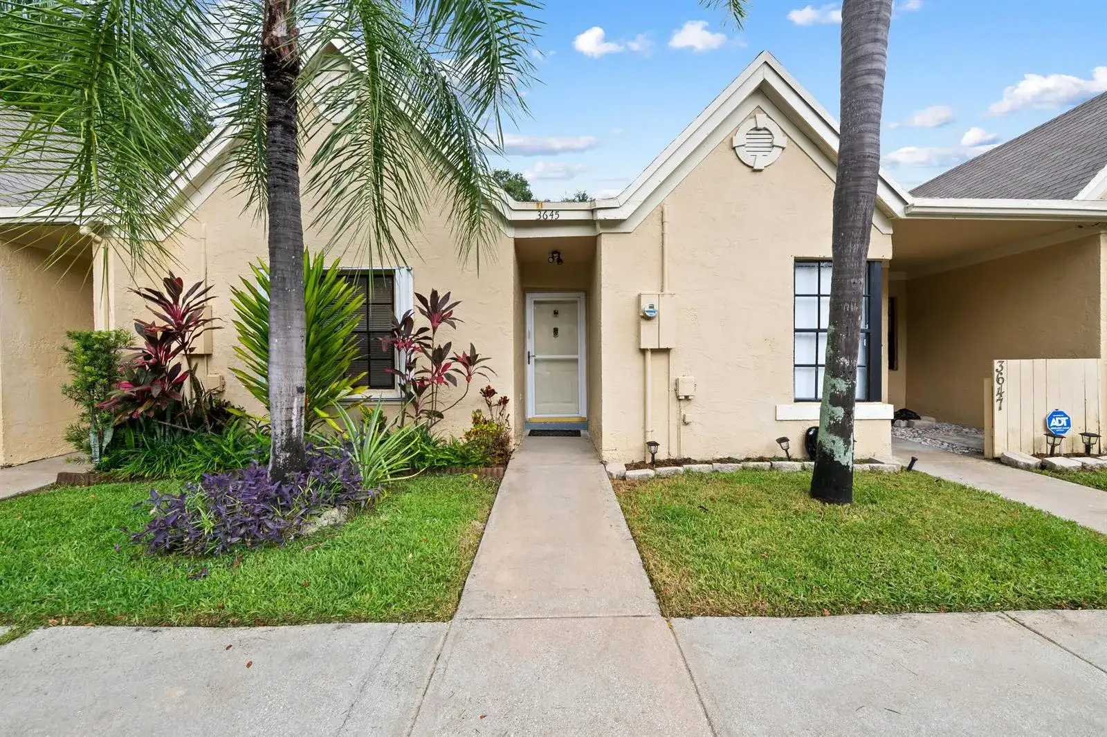 3645 NW 83RD Lane, Sunrise FL 33351 photo 2