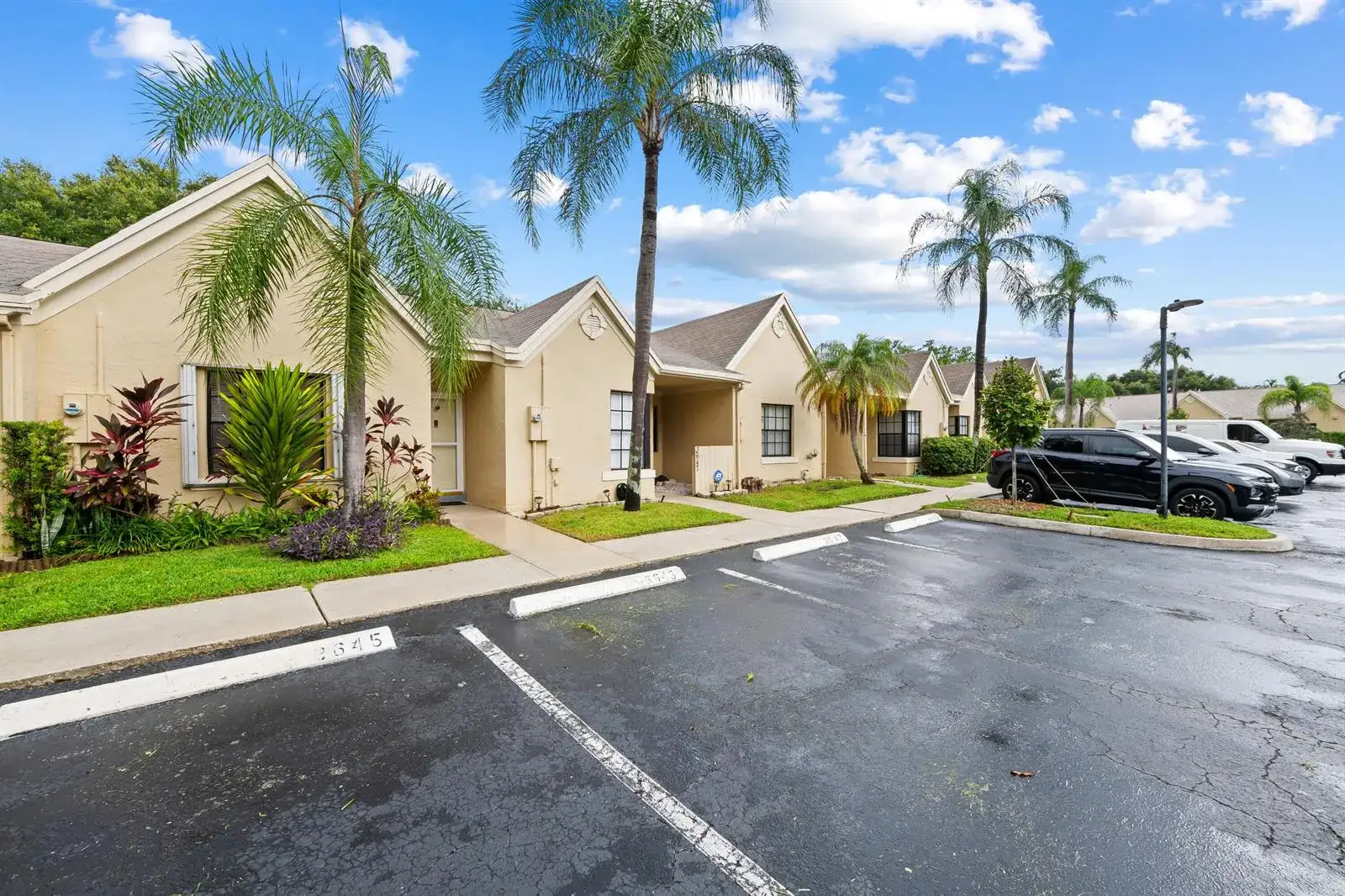 3645 NW 83RD Lane, Sunrise FL 33351 photo 4