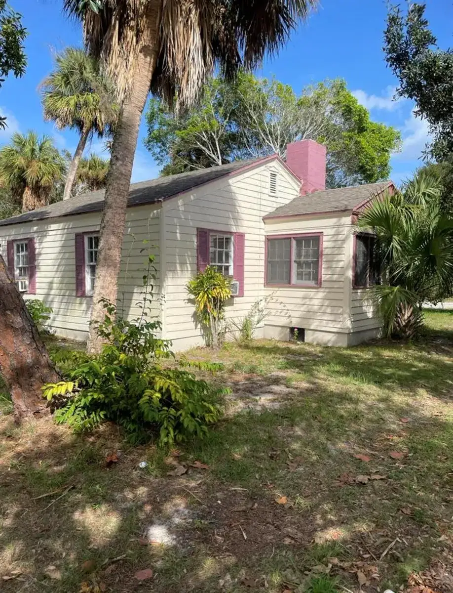729 S 11th Street, Fort Pierce FL 34950 photo 5