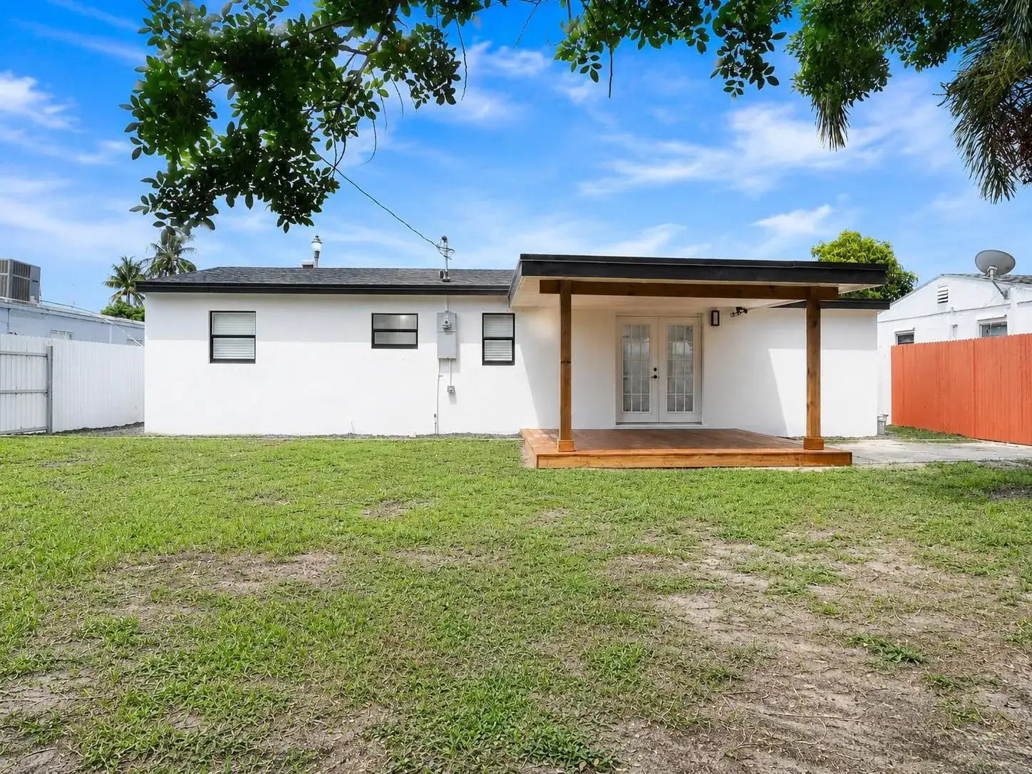 2013 Longwood Road, West Palm Beach FL 33409 photo 3