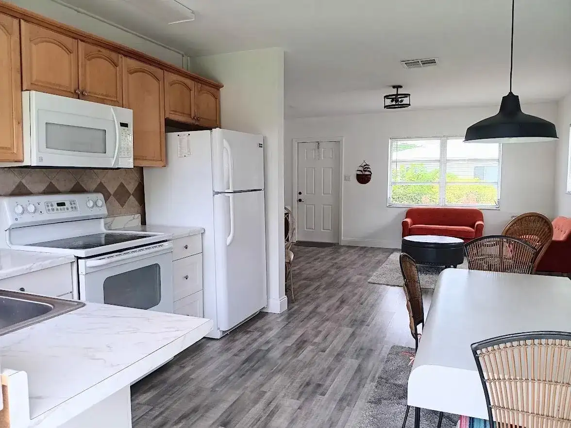 7105 NW 74th Place, Tamarac FL 33321 photo 5