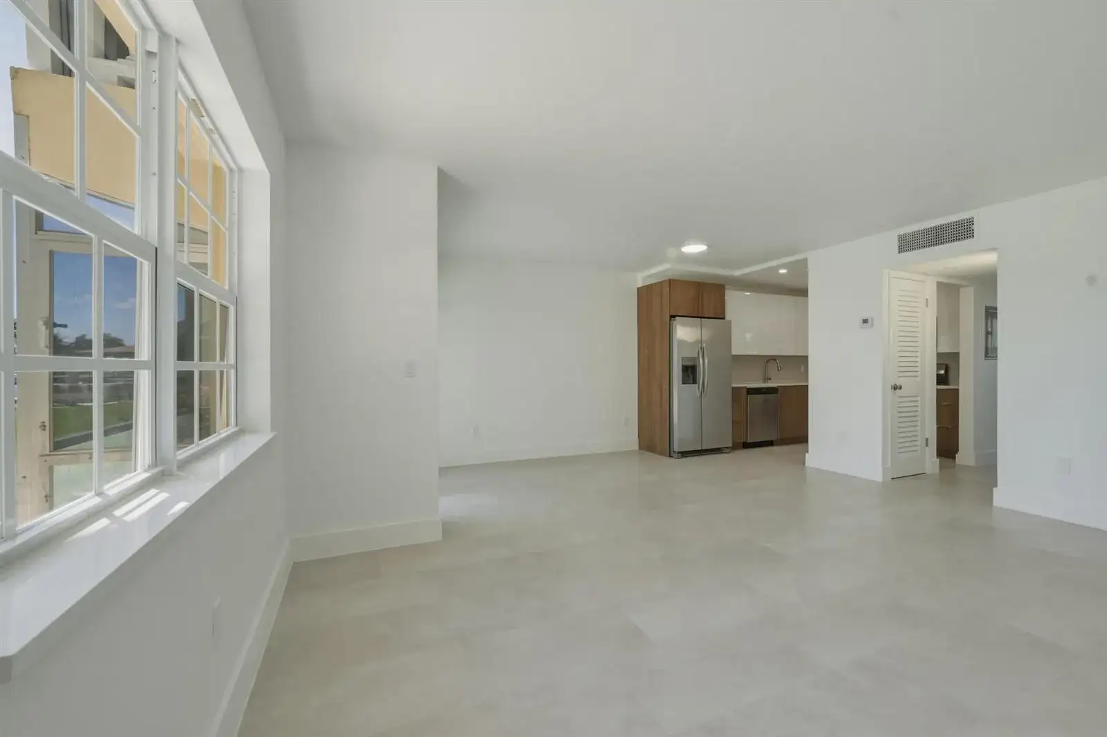 700 Pine Drive # 105, Pompano Beach FL 33060 photo 5