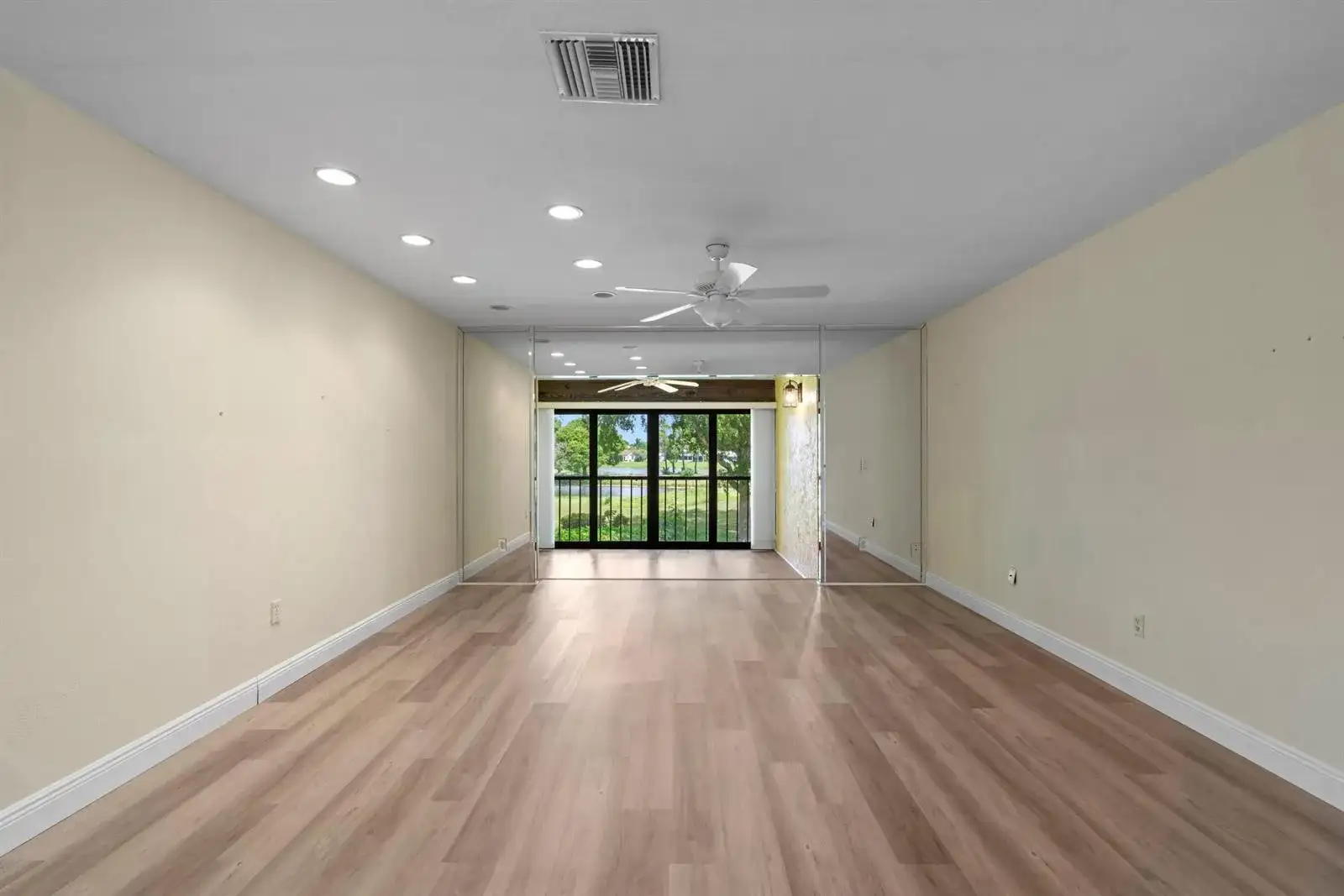 9286 VISTA DEL LAGO # F, Boca Raton FL 33428 photo 4