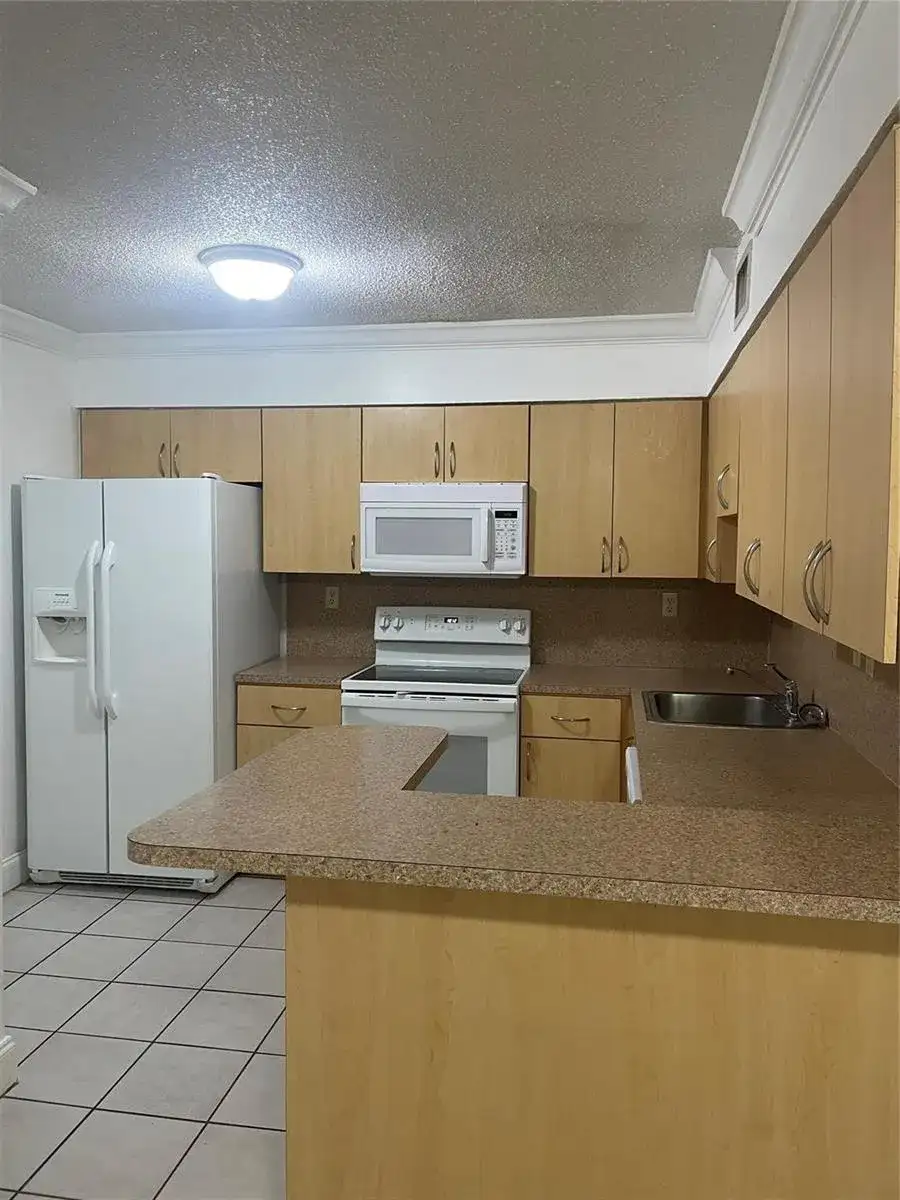 7510 SW 153RD Place # 8, Miami FL 33193 photo 2