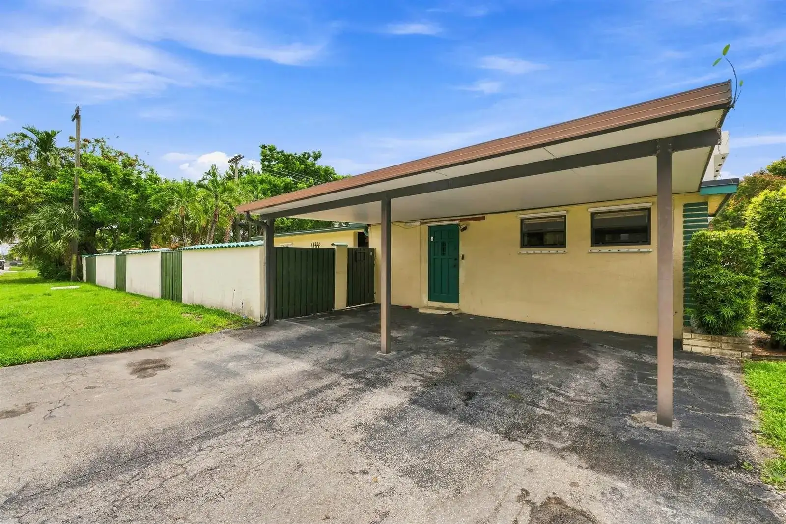1344 NE 13TH Avenue, Fort Lauderdale FL 33304 photo 2