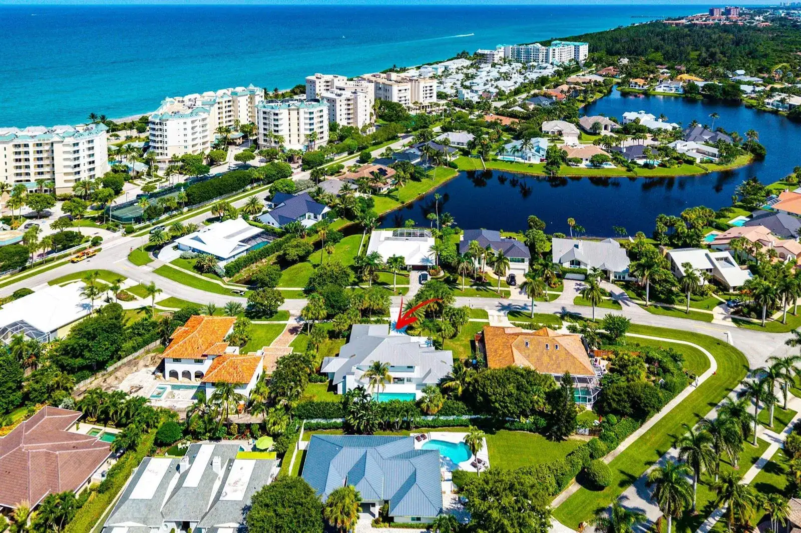 139 Rotunda Drive, Jupiter FL 33477 photo 2