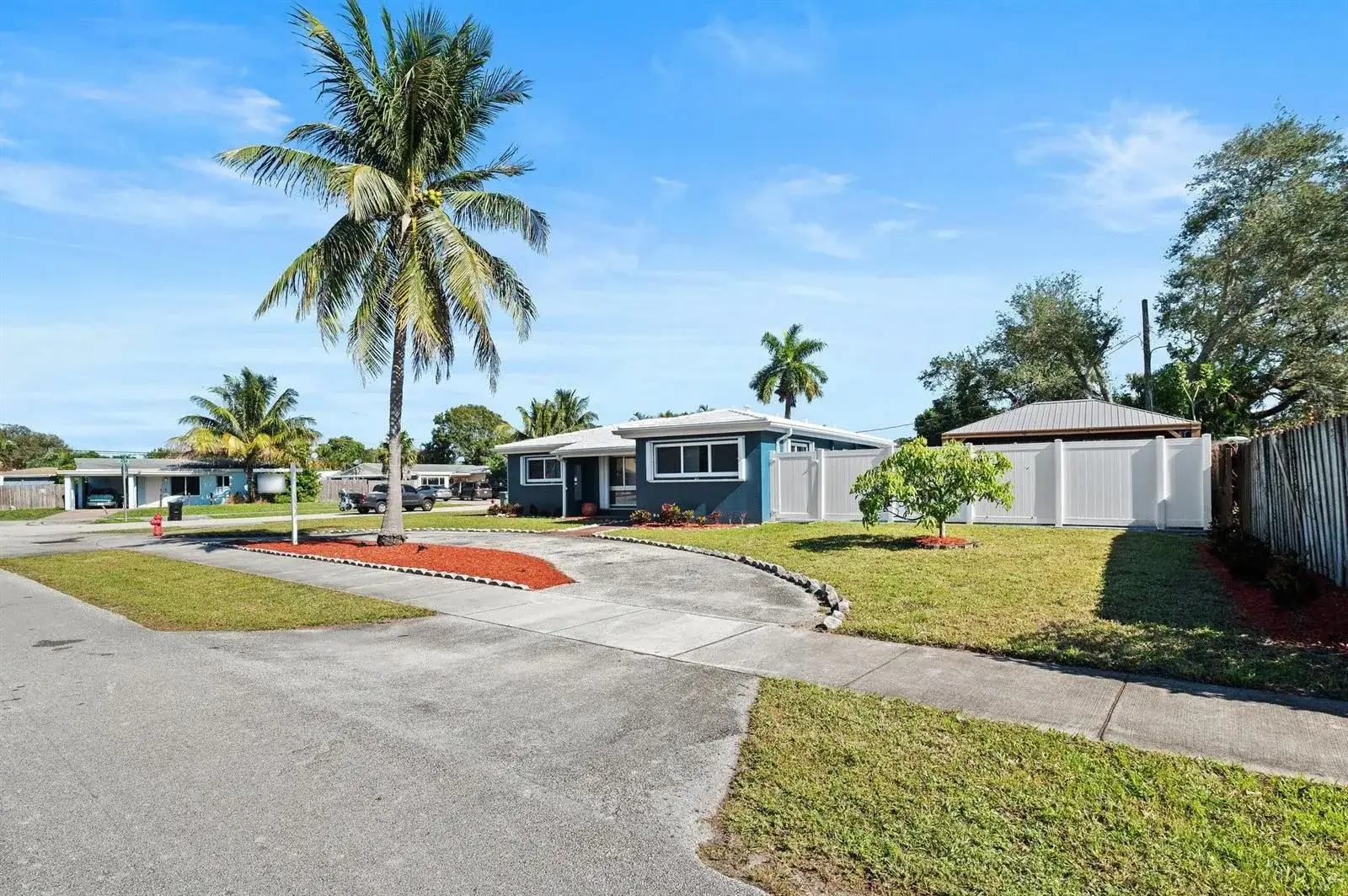 1900 SW 33rd Avenue, Fort Lauderdale FL 33312 photo 4