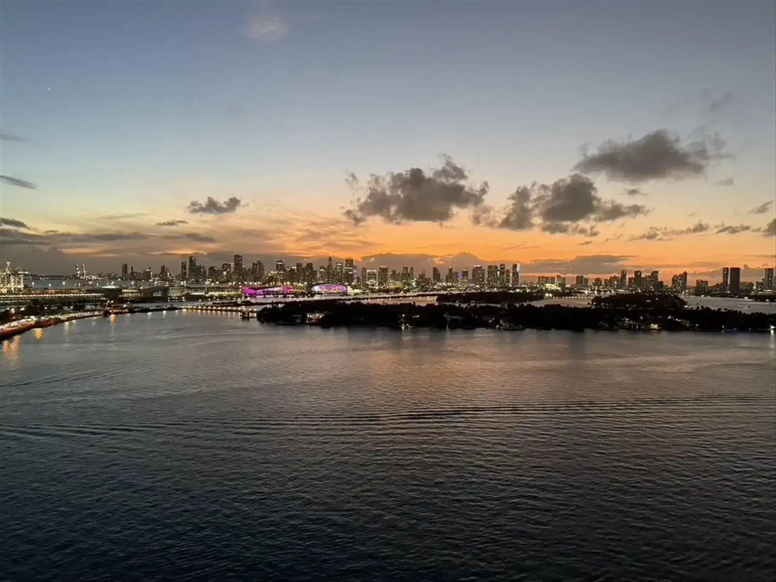 540 WEST Avenue # 2011, Miami Beach FL 33139 photo 2