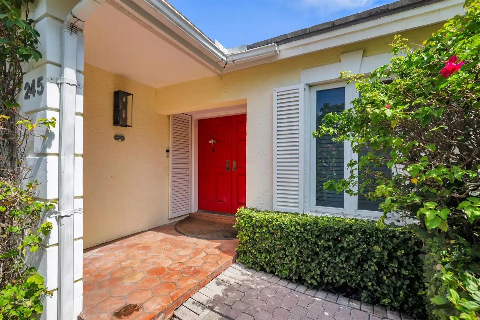245 COLONIAL Lane, Palm Beach FL 33480 photo 4