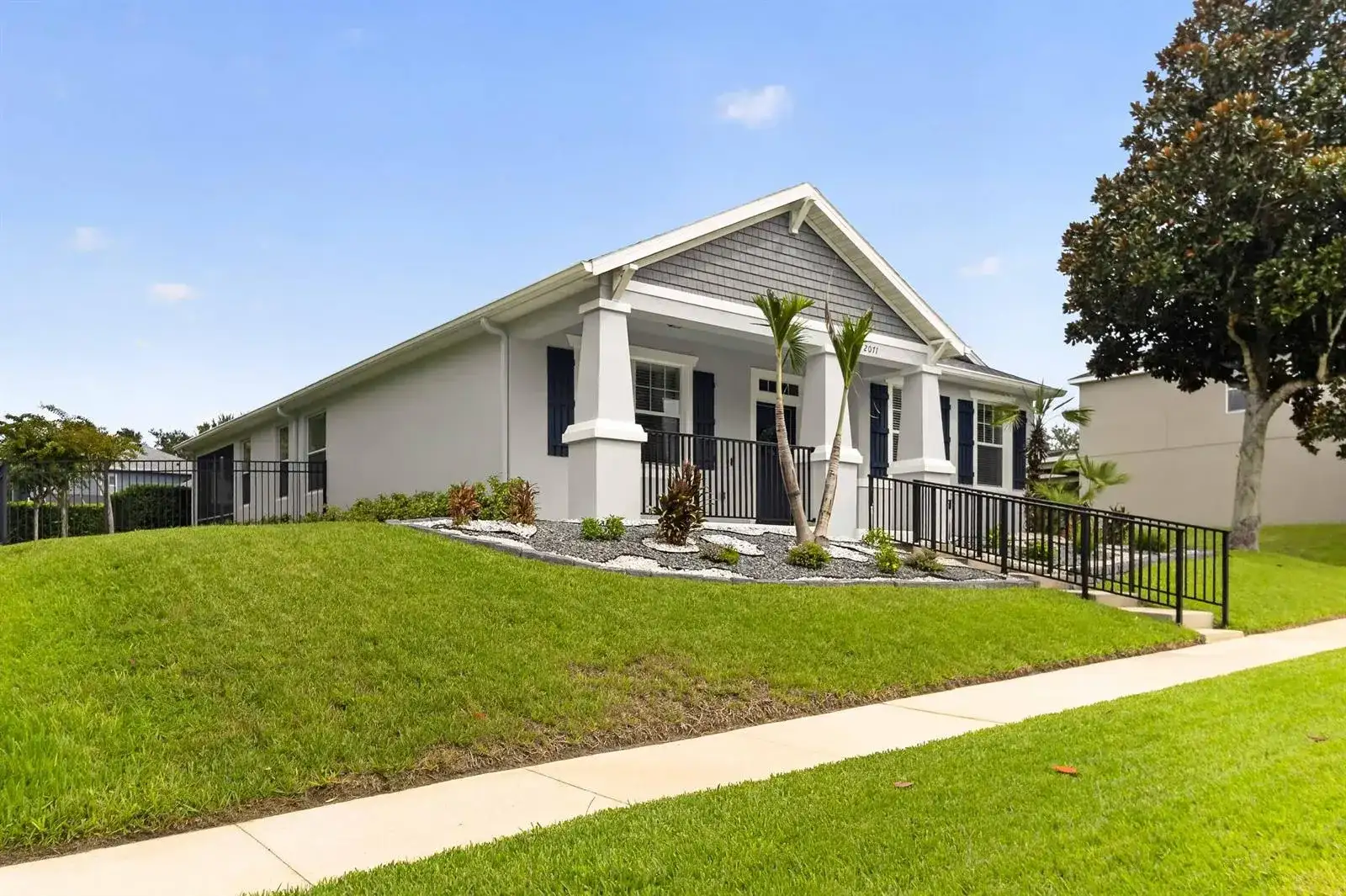2071 RAFTON Road, FL 32703 photo 2