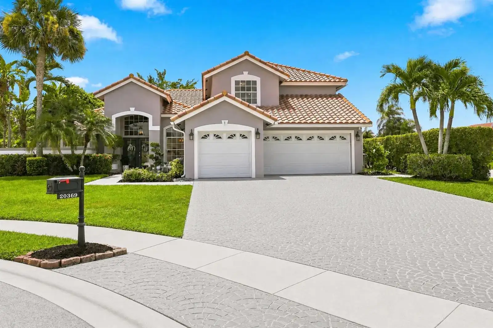 20369 HACIENDA Court, Boca Raton FL 33498 photo 2