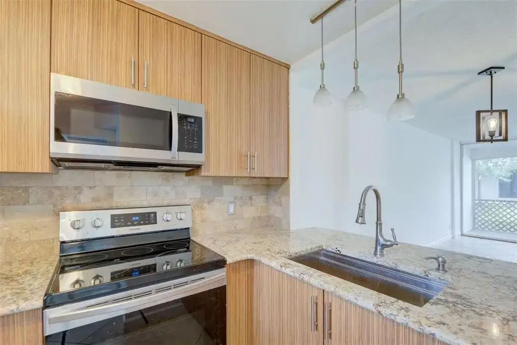 113 ROYAL PARK Drive # 1H, Oakland Park FL 33309 photo 2