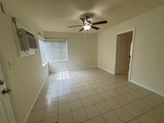 1705 MOFFETT Street # C, Hollywood FL 33020 photo 4