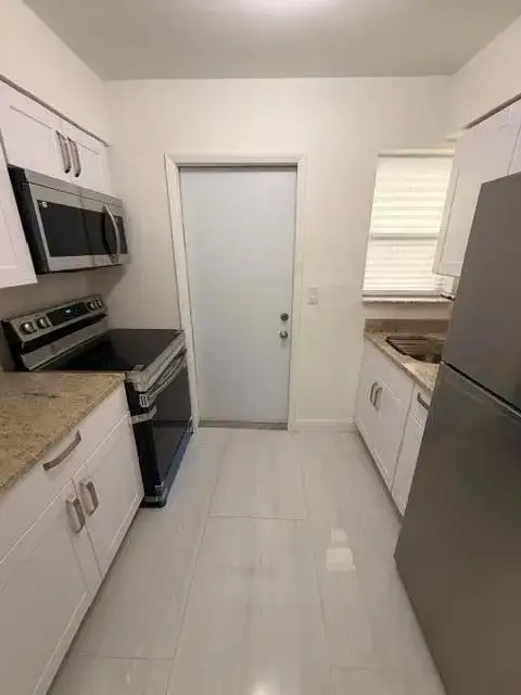 968 W 9TH Street # B2, Riviera Beach FL 33404 photo 2