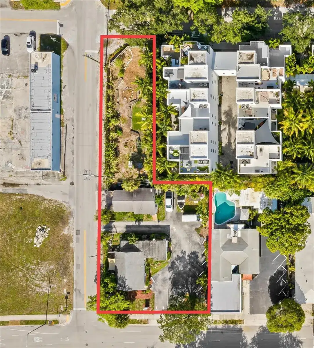 746 NE 3rd Avenue, Fort Lauderdale FL 33304 photo 2