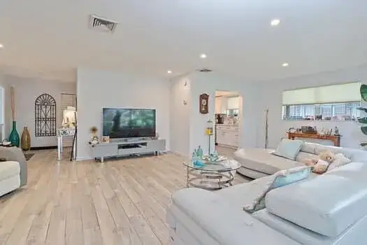 415 Pine Tree Court Unit 17, Atlantis FL 33462 photo 5