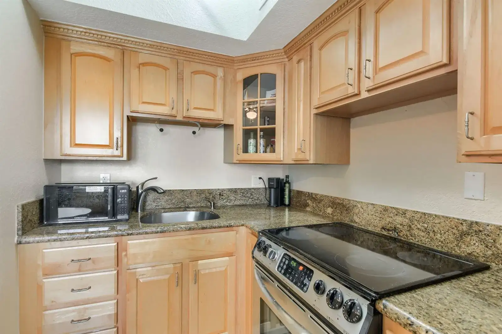 924 SE 2ND Street # 25, Fort Lauderdale FL 33301 photo 4