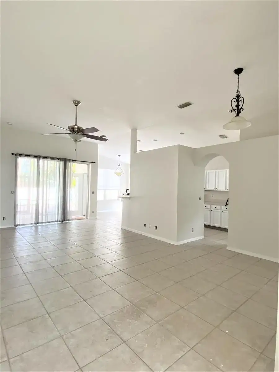 880 NW WATERLILY Place, Jensen Beach FL 34957 photo 3