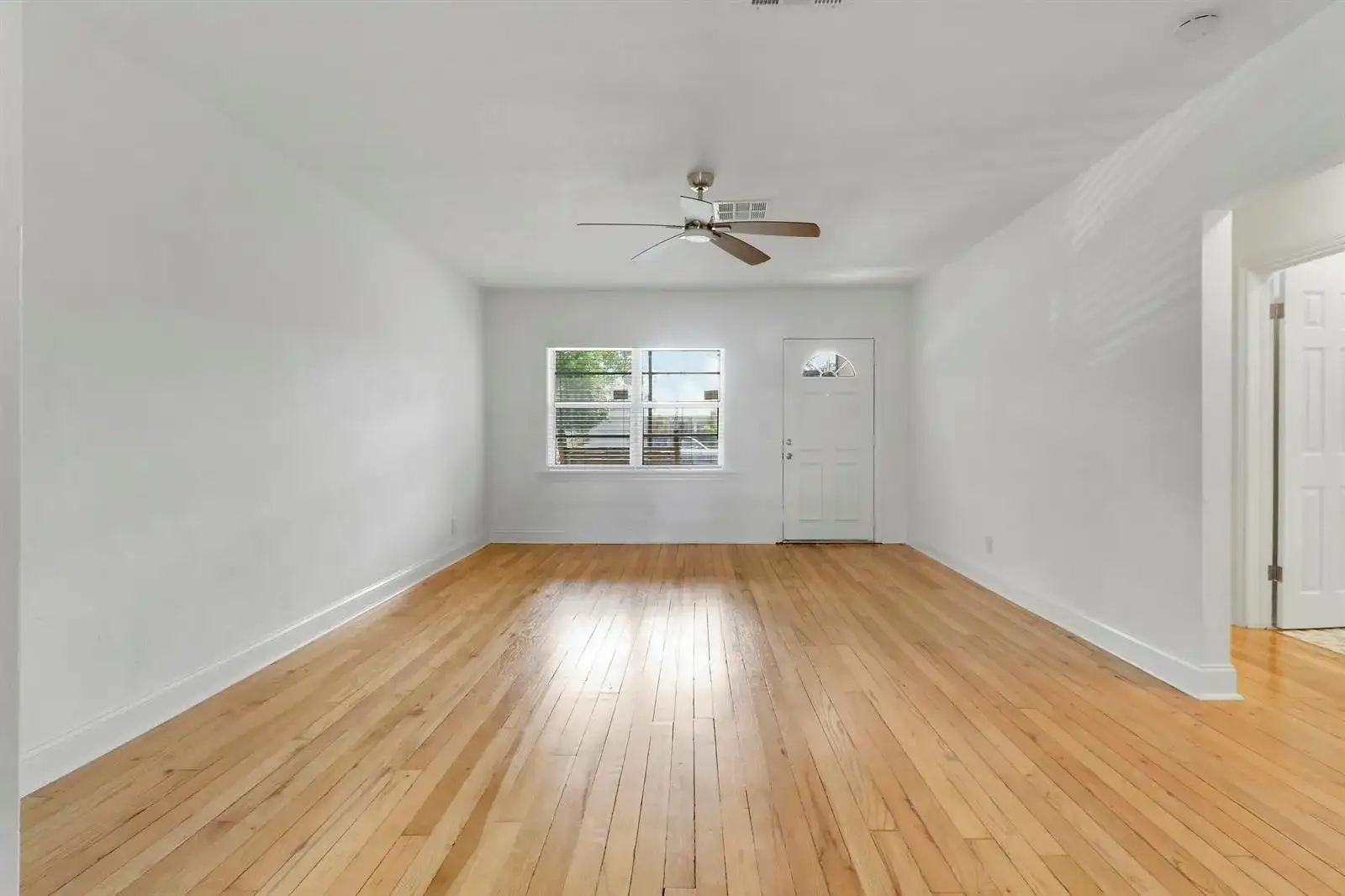 917 N OCEAN BREEZE, FL 33460 photo 5