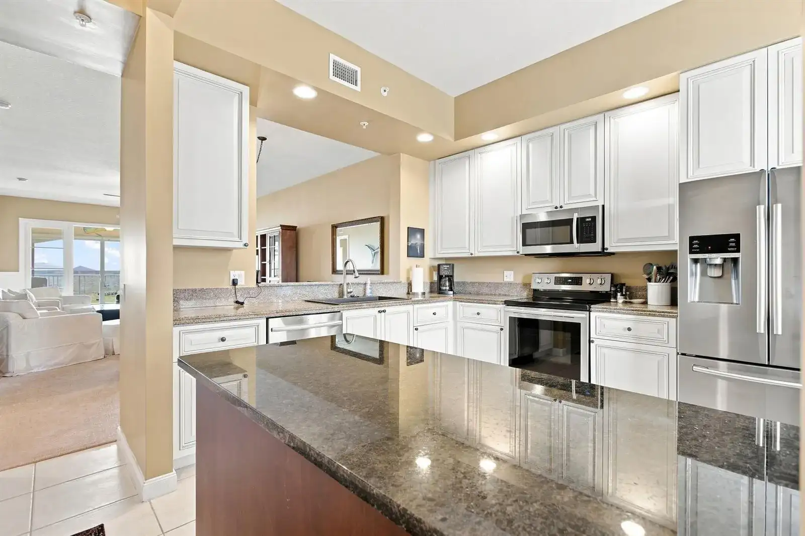 34 HARBOUR ISLE Drive W, Fort Pierce FL 34949 photo 4