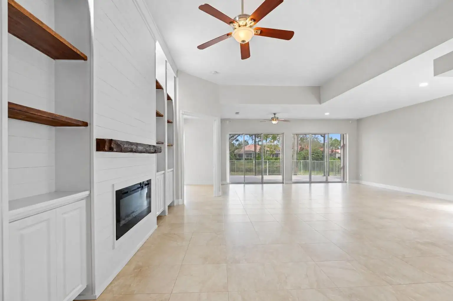 7813 Quida Drive, West Palm Beach FL 33411 photo 2