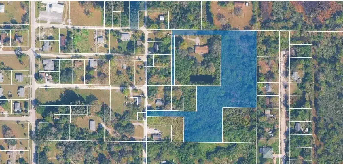 8624 63RD Avenue, Vero Beach FL 32967 photo 2