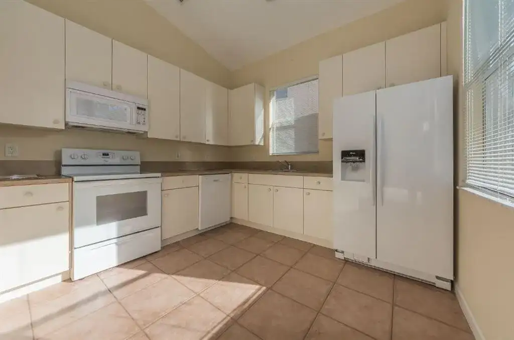 6243 ARLINGTON Way, Fort Pierce FL 34951 photo 5