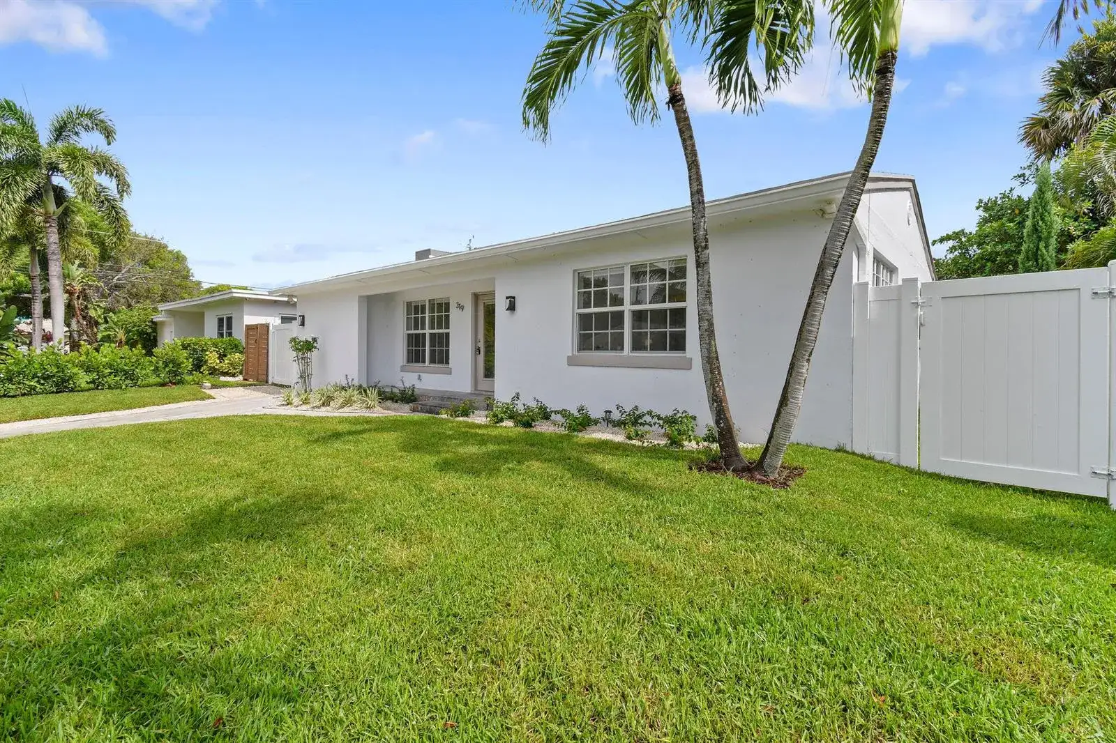 319 29th Street, West Palm Beach FL 33407 photo 2