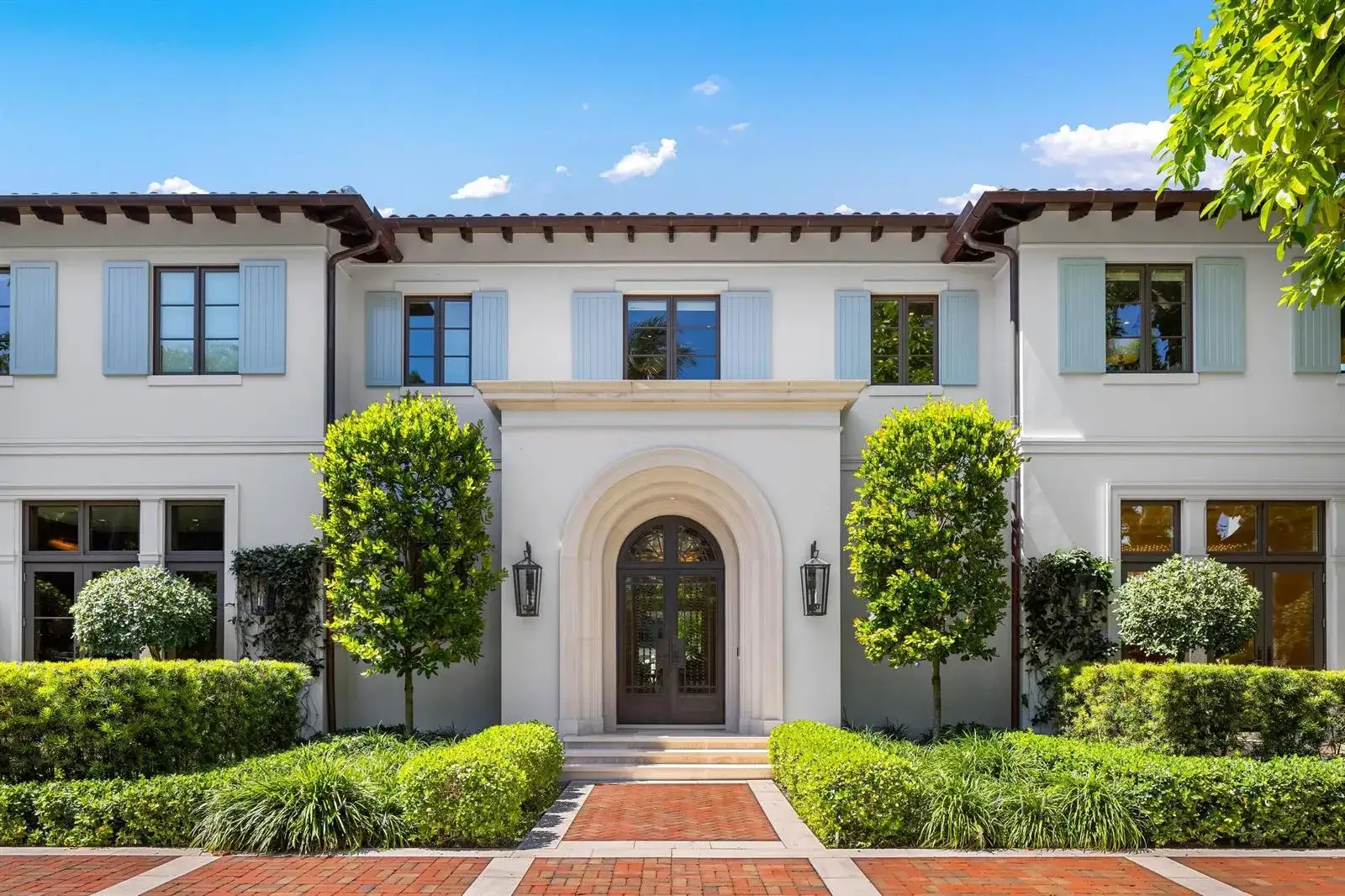 220 Jungle Road, Palm Beach FL 33480 photo 2